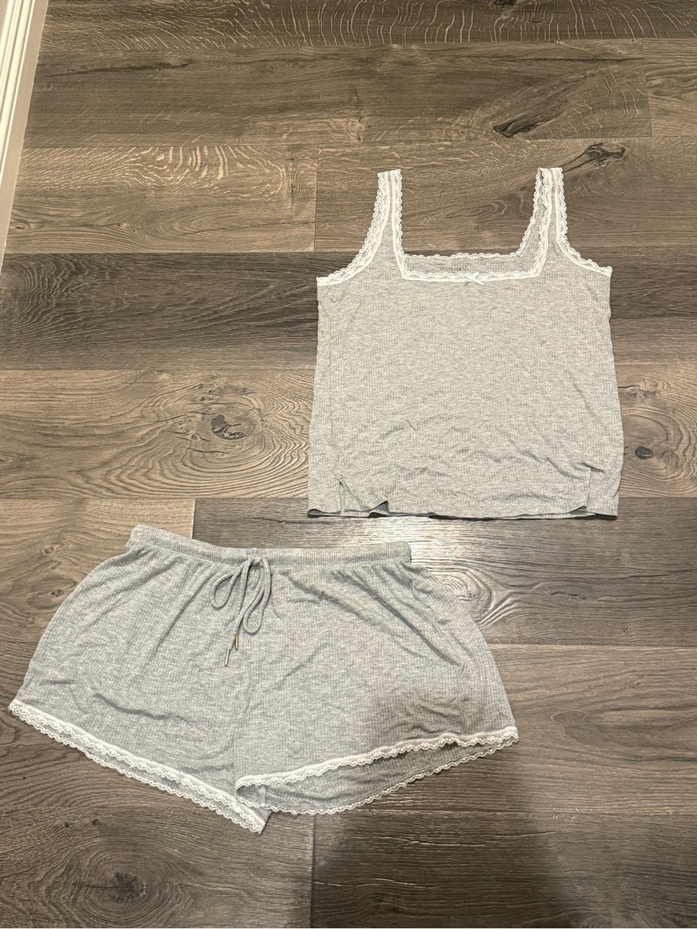 Honeydew Lace Lounge set